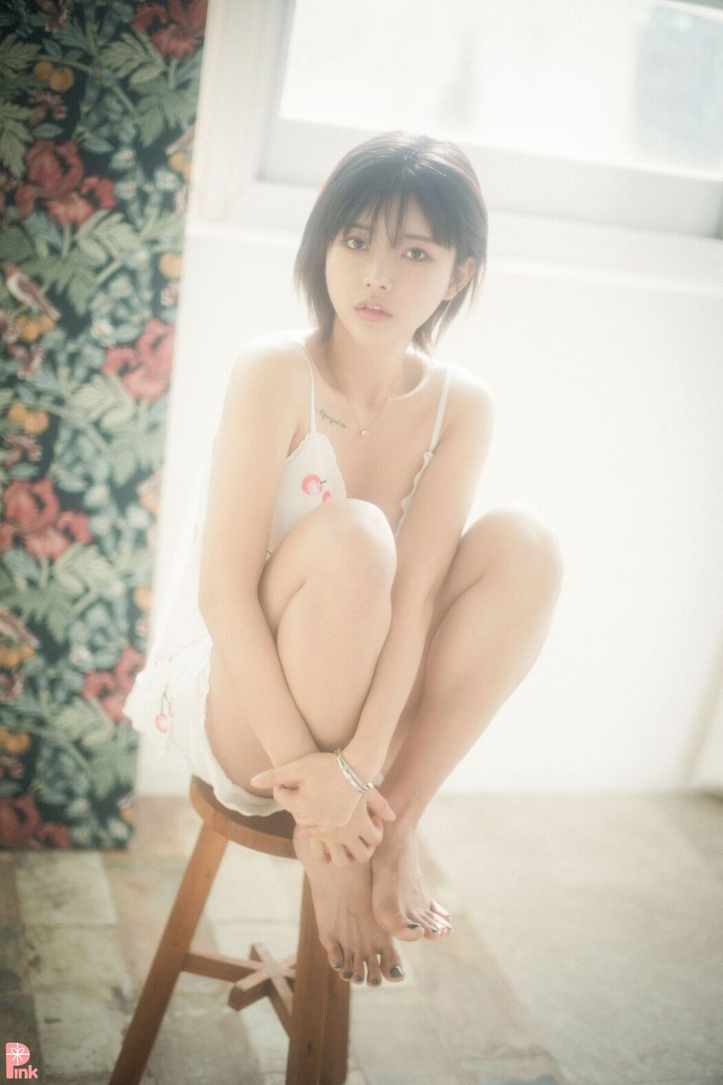 PINK U.Hwa 은유화 – Floral A