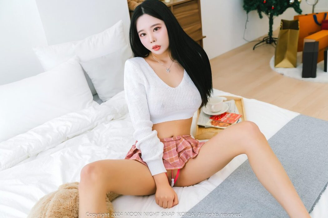 Moon Night Snap Yoo-Ah – She Has A Delicious Top Part1