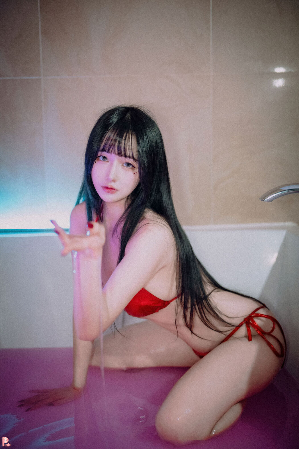 PINK Han Jina 한지나 – Bikini