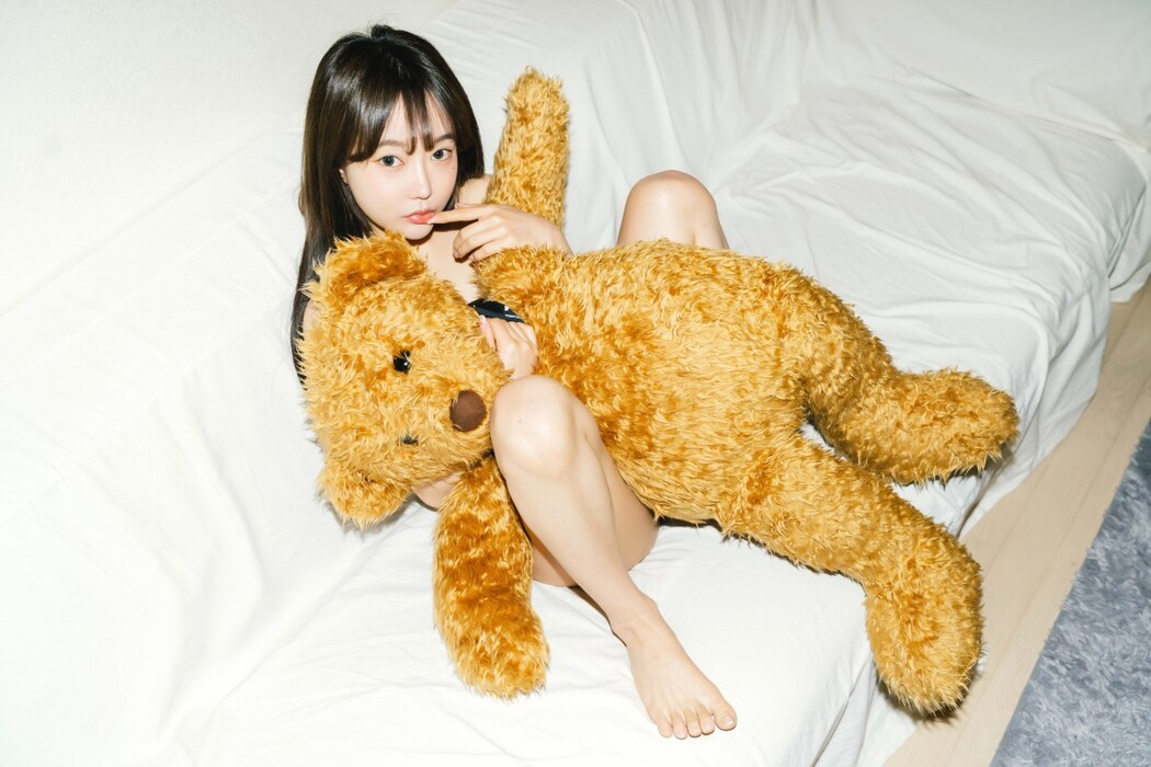 Moon Night Snap Jucy 쥬시 – Girlfriends Room