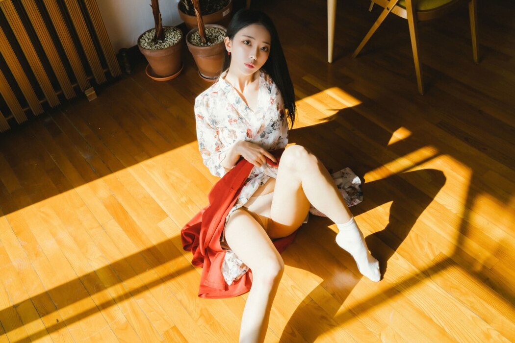 Moon Night Snap Mona 모나 – Happy New Year