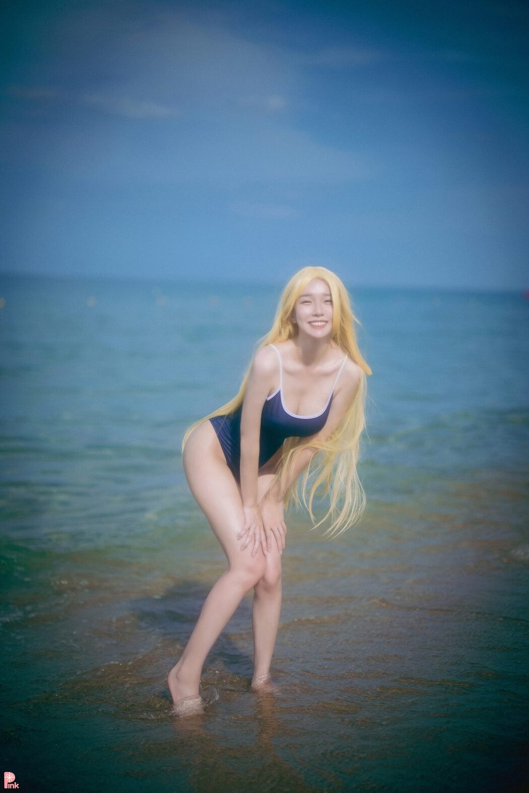 PINK Lee Ahrin – Meet Me In The Summer