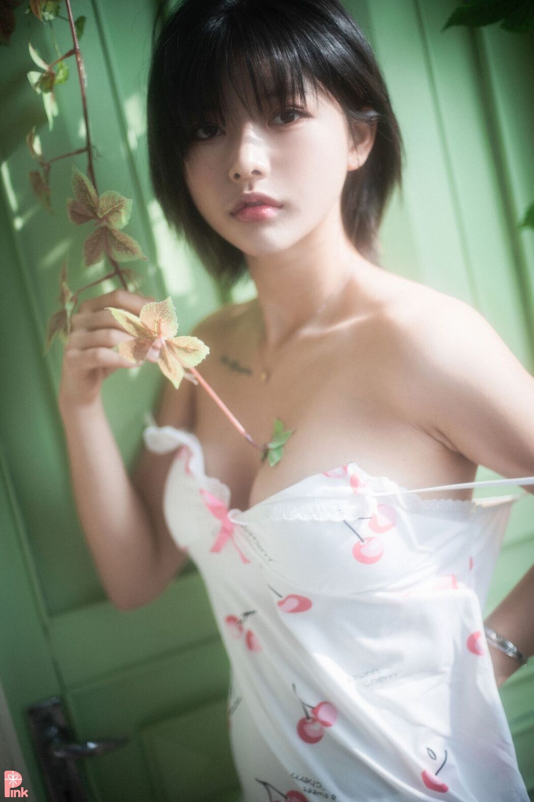 PINK U.Hwa 은유화 – Floral A