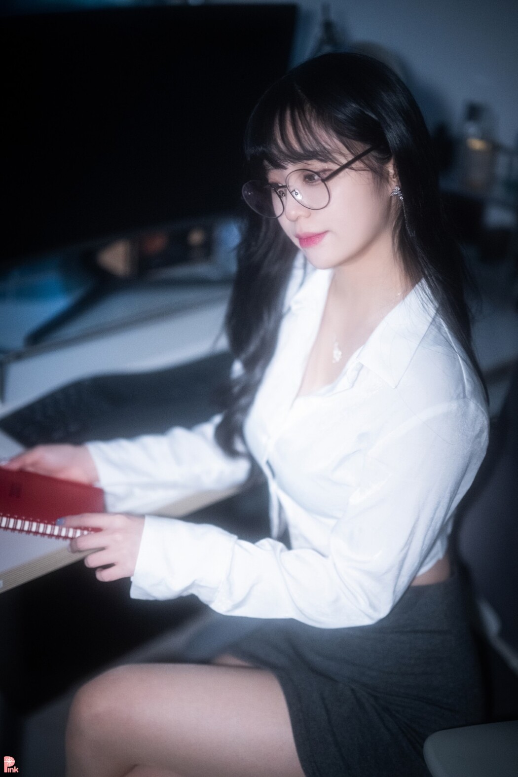 PINK Ye Seul 냥슬 – Nyansul Personalized After Work 01