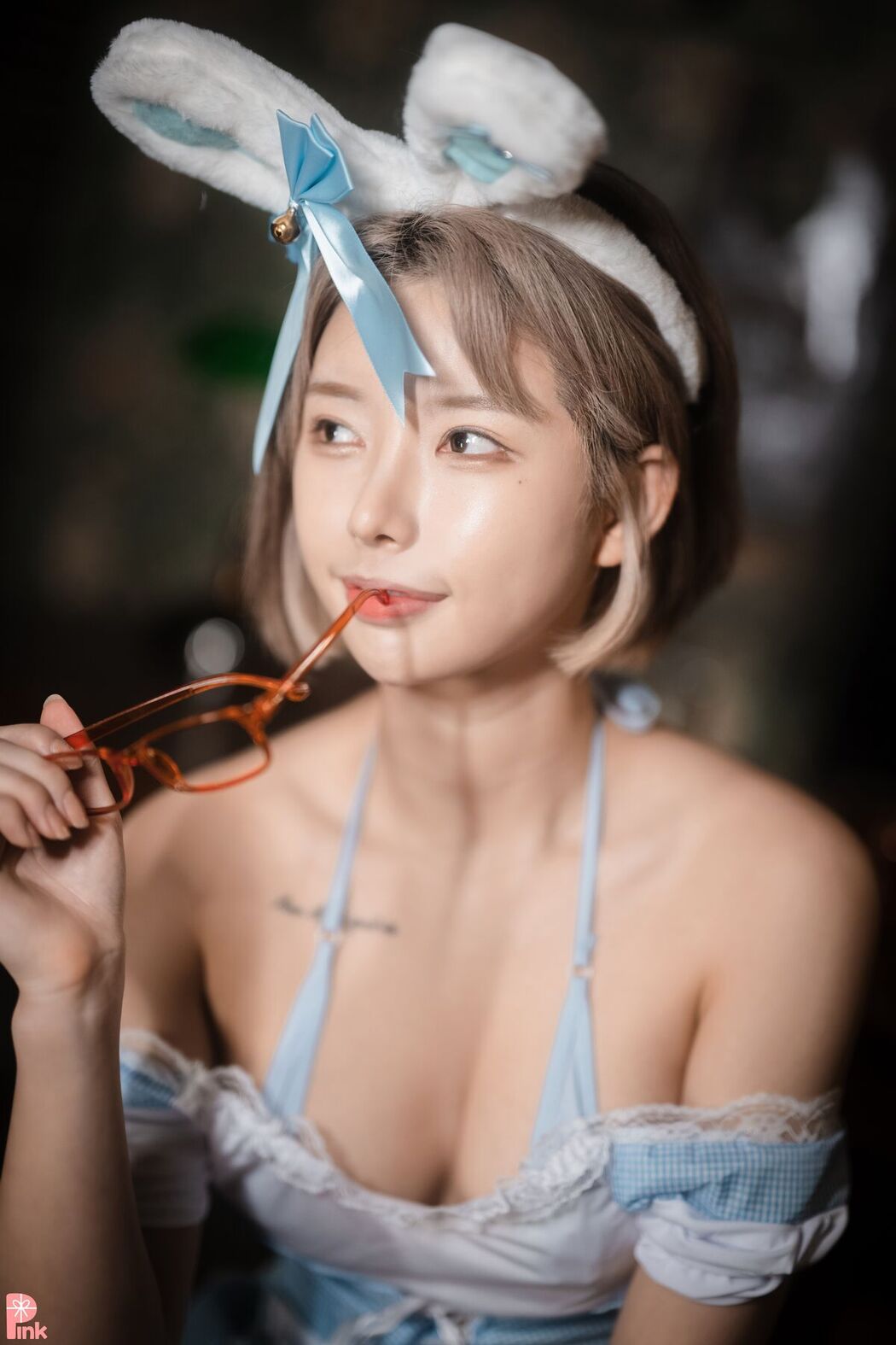 PINK U.Hwa 은유화 – Secret Present No.02 B