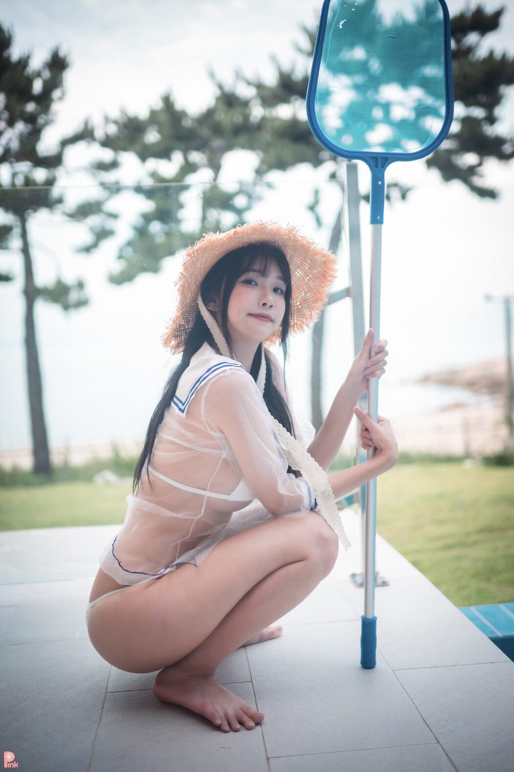 PINK Lee Ahrin – Bikini Day A