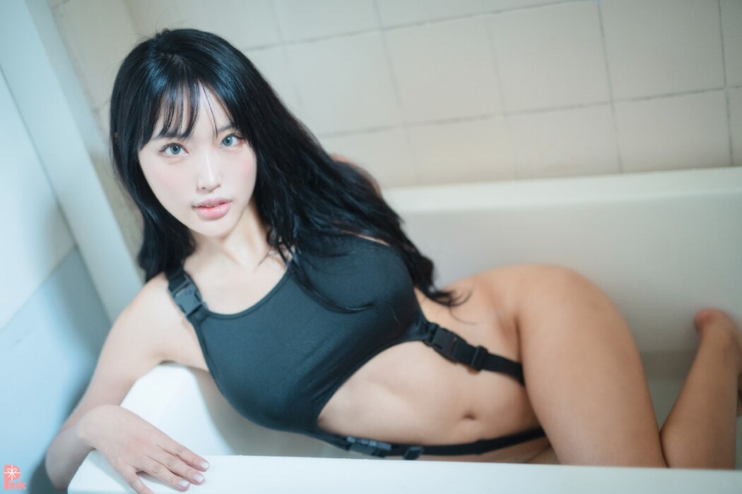 PINK Linda – Bunny Girl Swimsuit