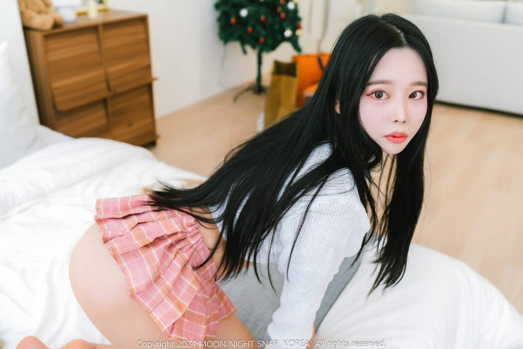 Moon Night Snap Yoo-Ah – She Has A Delicious Top Part1