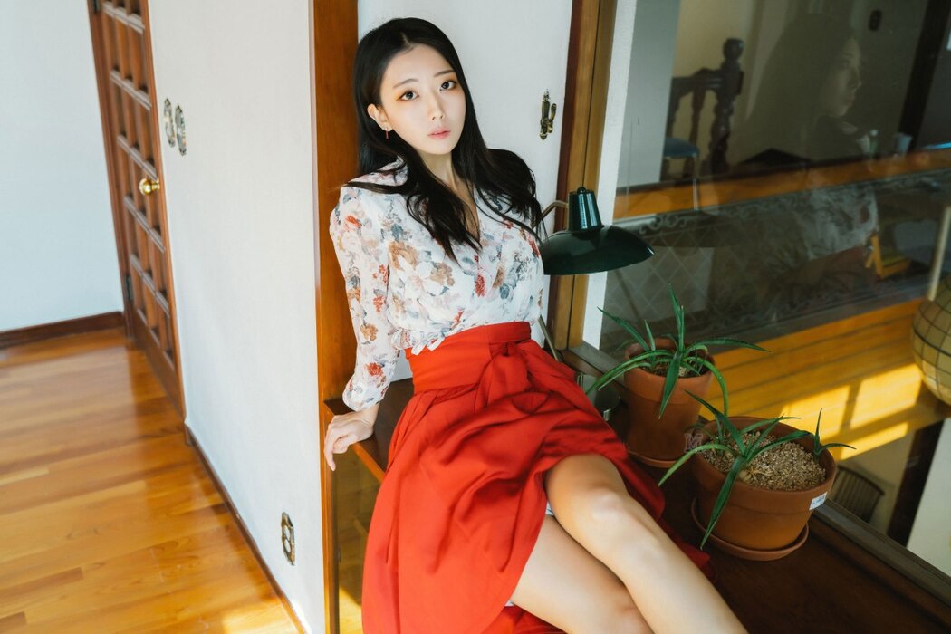 Moon Night Snap Mona 모나 – Happy New Year