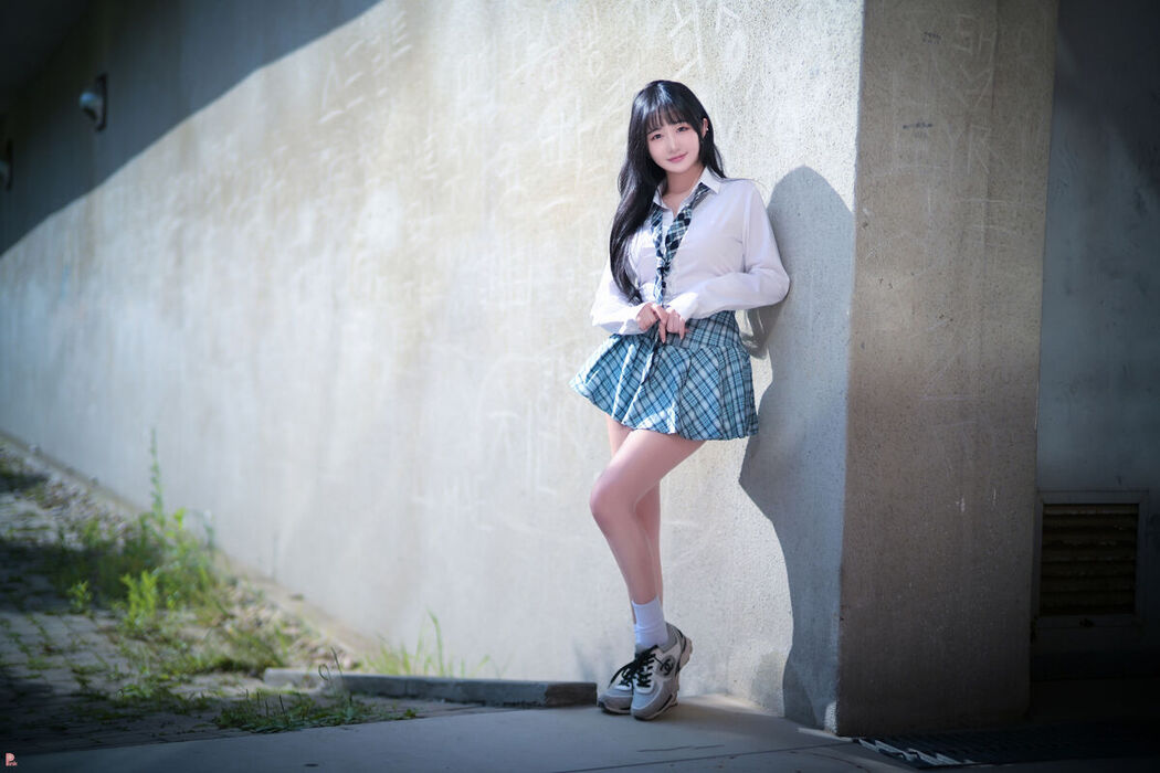 PINK Han Jina 한지나 &#8211; Sunshine Part1