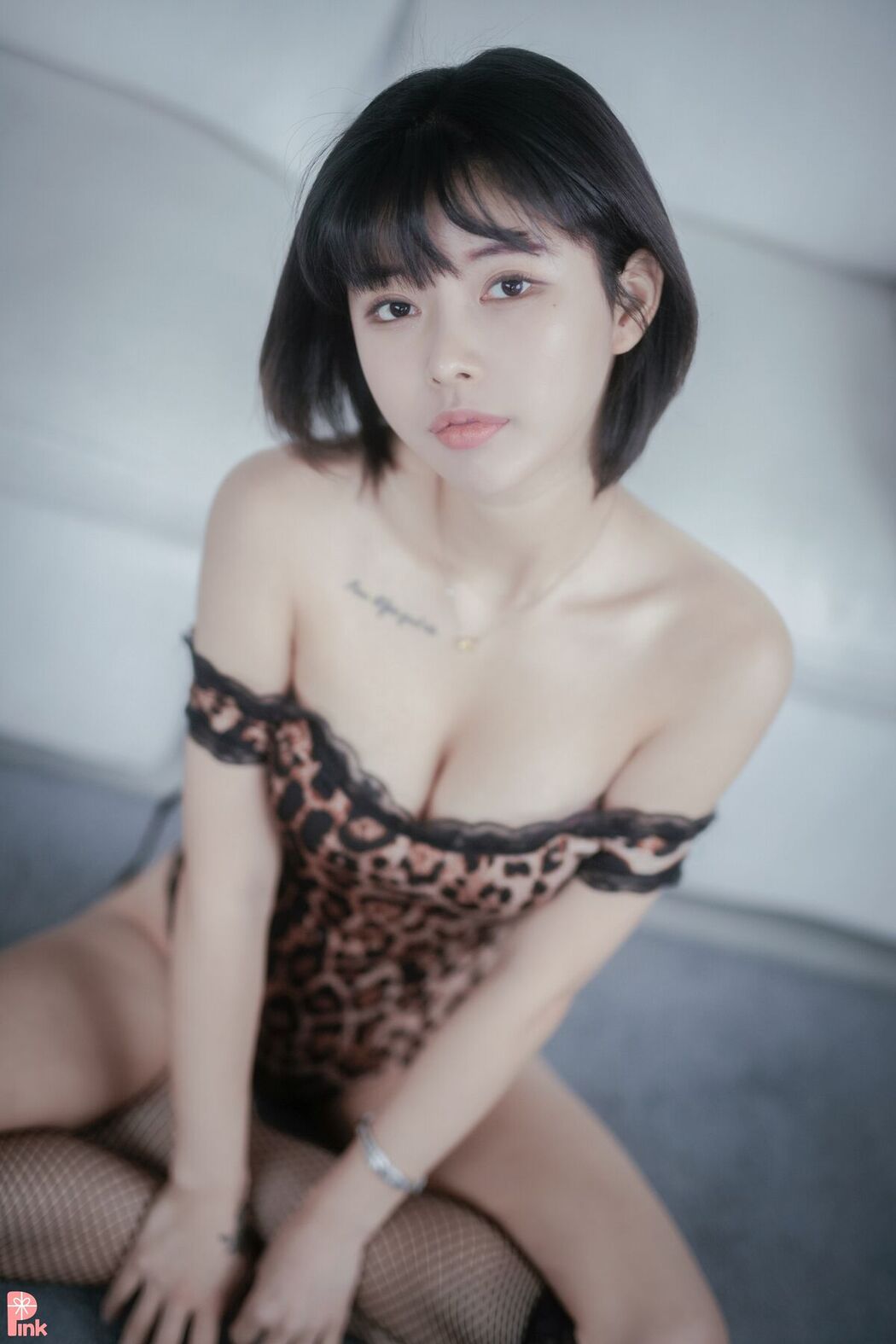 PINK U.Hwa 은유화 – Floral C