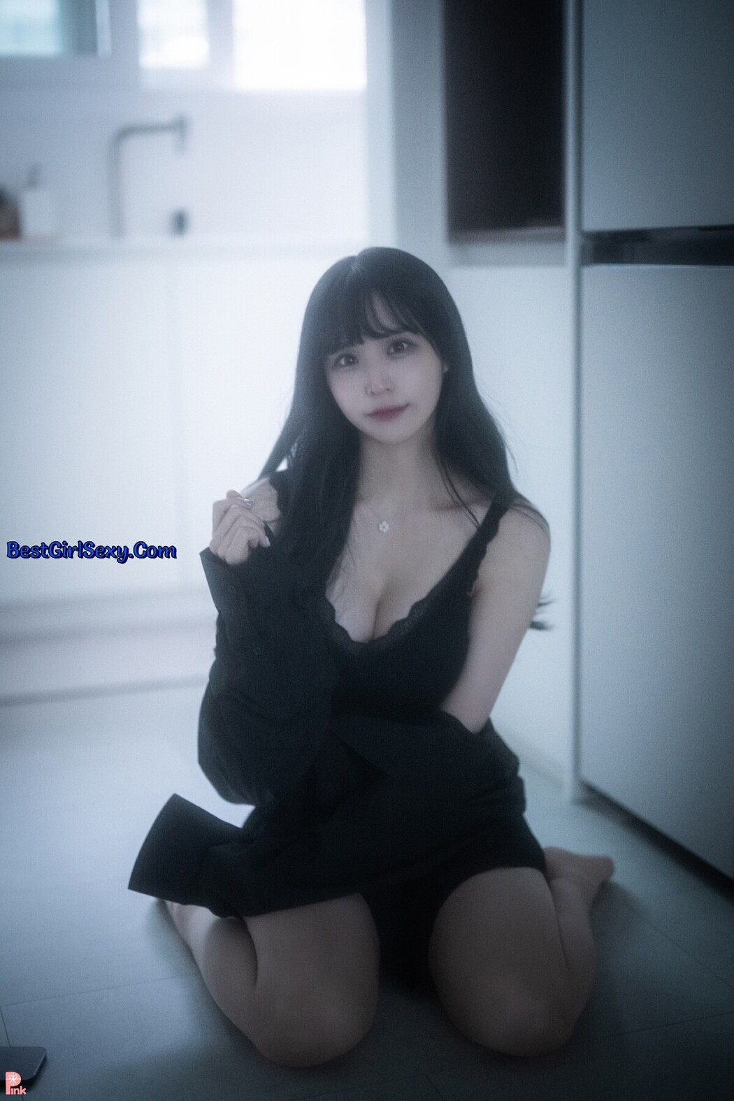 PINK Ye Seul 냥슬 – Nyansul Personalized After Work 02