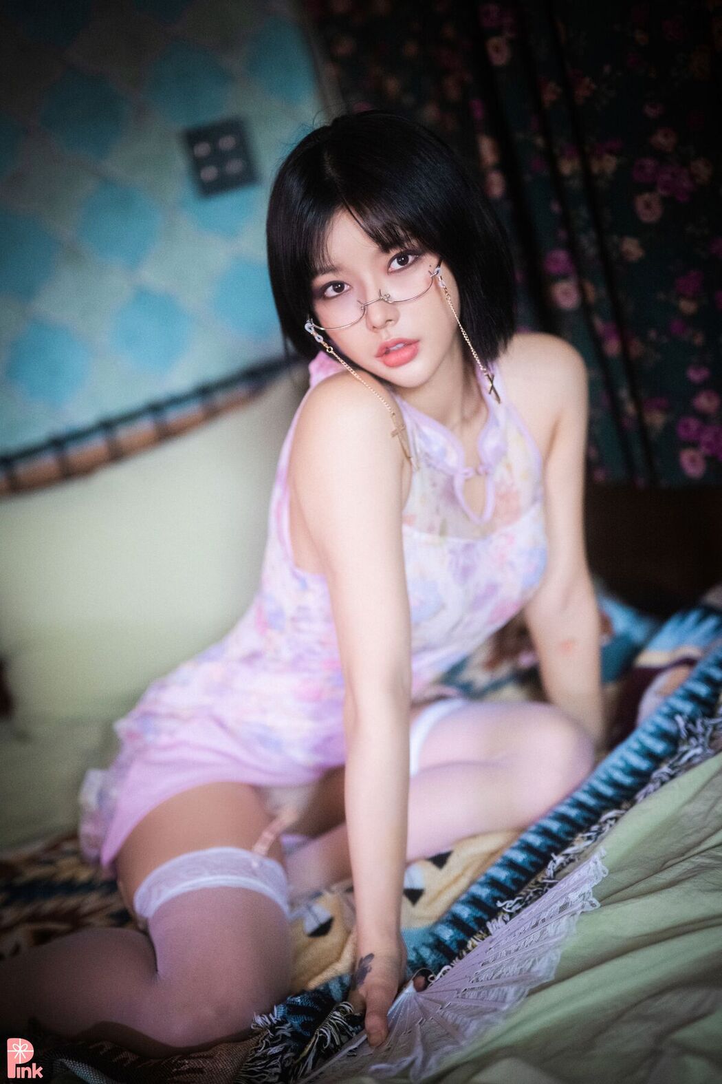 PINK U.Hwa 은유화 – Mood Pink