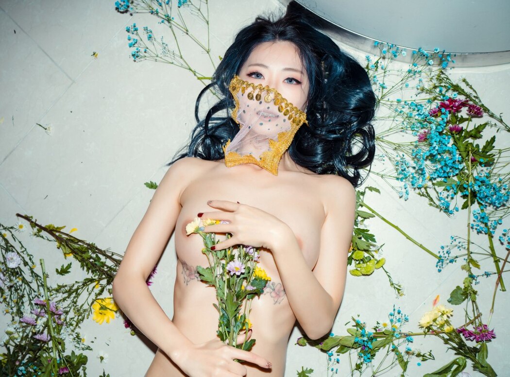 Moon Night Snap Mona 모나 – Happy Birthday Vol.3