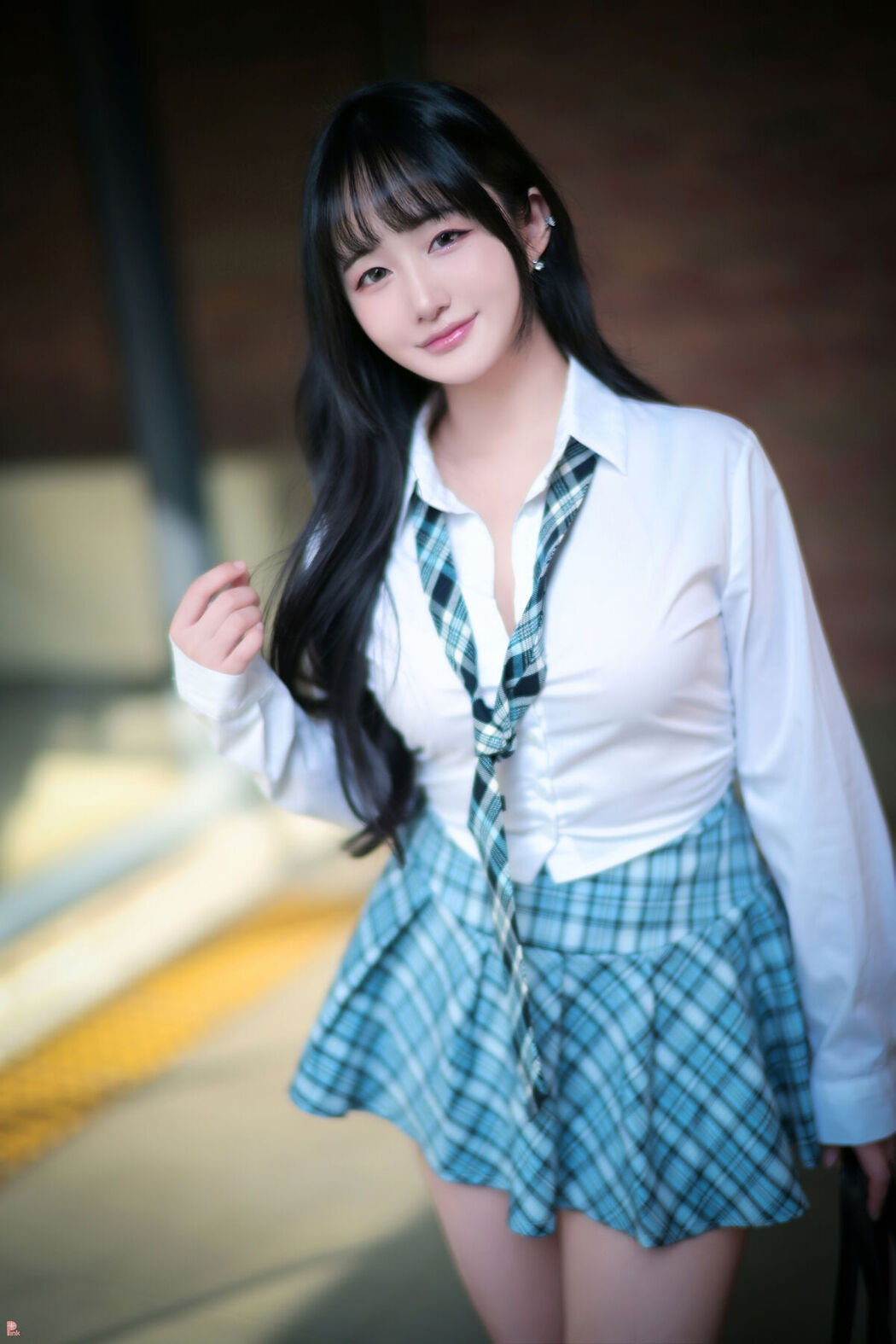 PINK Han Jina 한지나 &#8211; Sunshine Part1