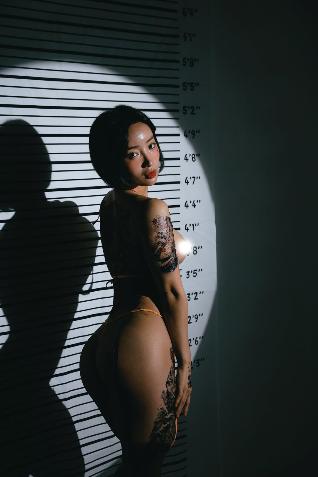 Pinkpie Booty Queen Vol.2 – Sexy Mugshot