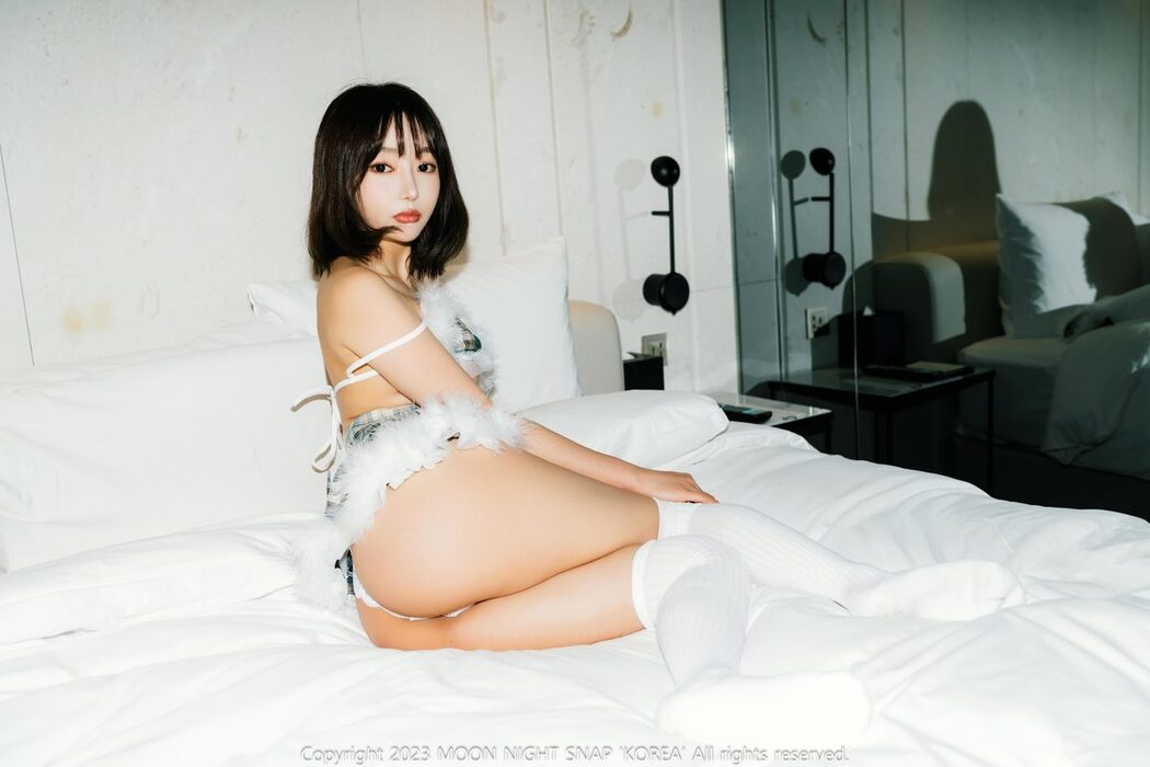 Moon Night Snap Jucy 쥬시 – Mature Rabbit