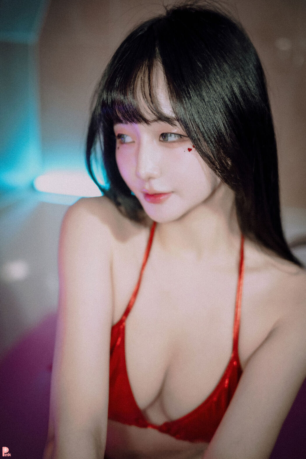 PINK Han Jina 한지나 – Bikini