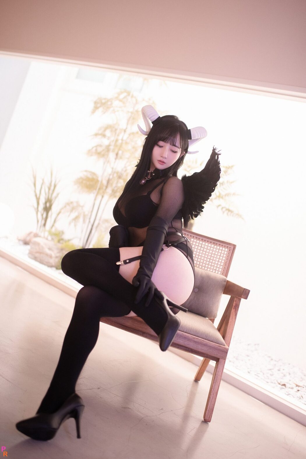PINK Han Jina 한지나 – Succubus B
