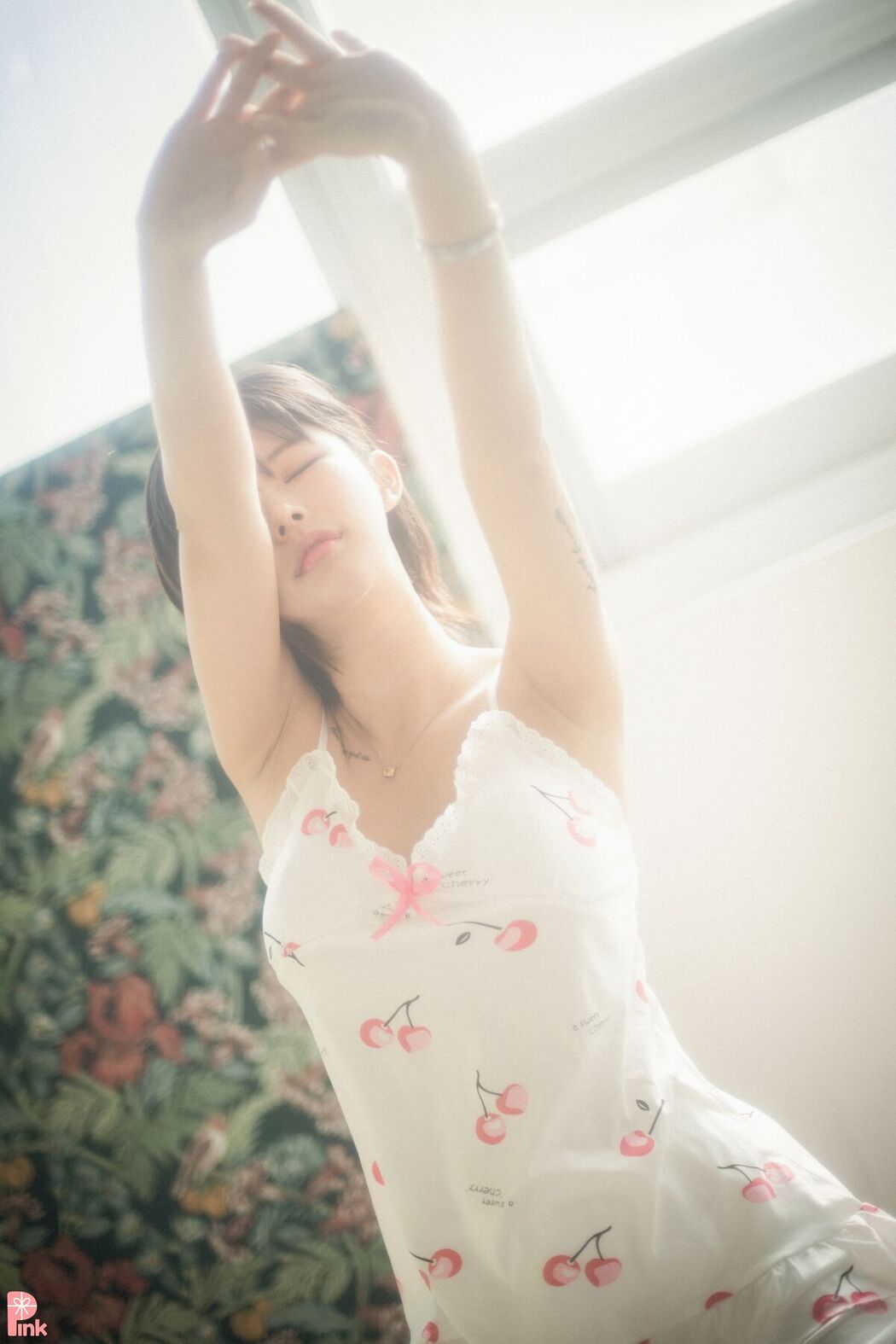 PINK U.Hwa 은유화 – Floral A