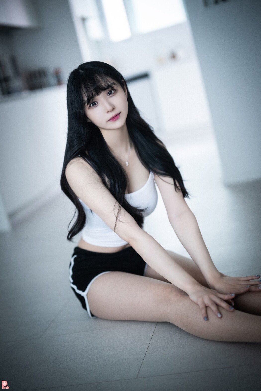 PINK Ye Seul 냥슬 – Nyansul Personalized After Work 01