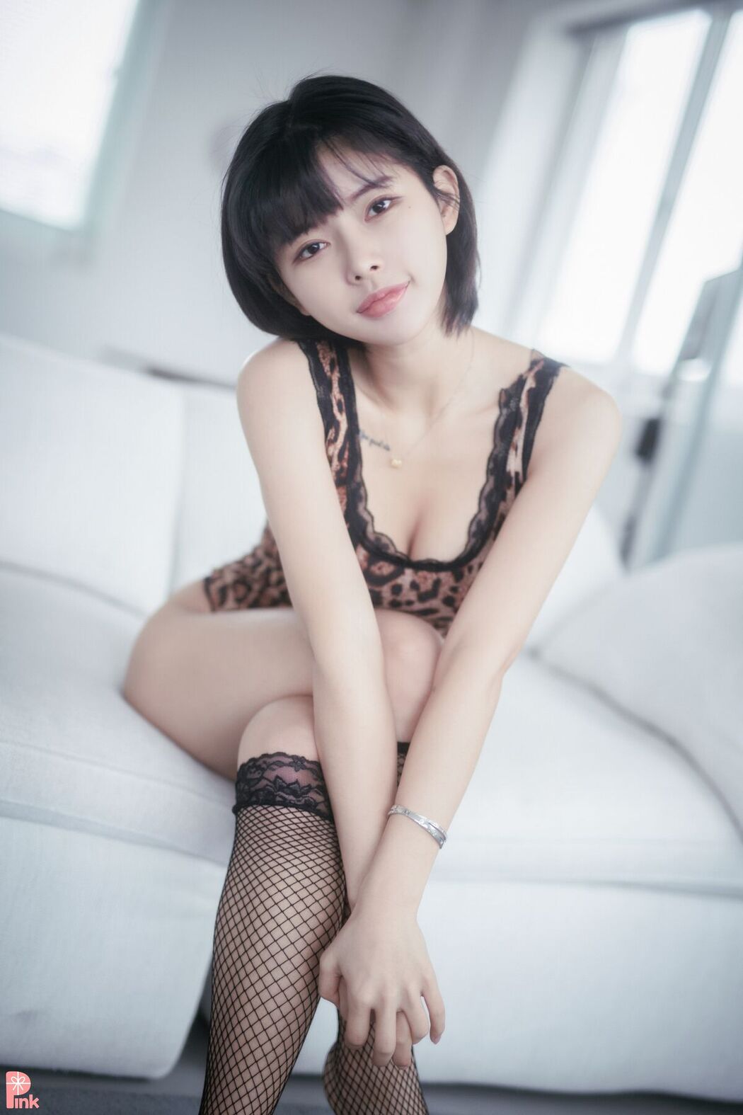 PINK U.Hwa 은유화 – Floral C