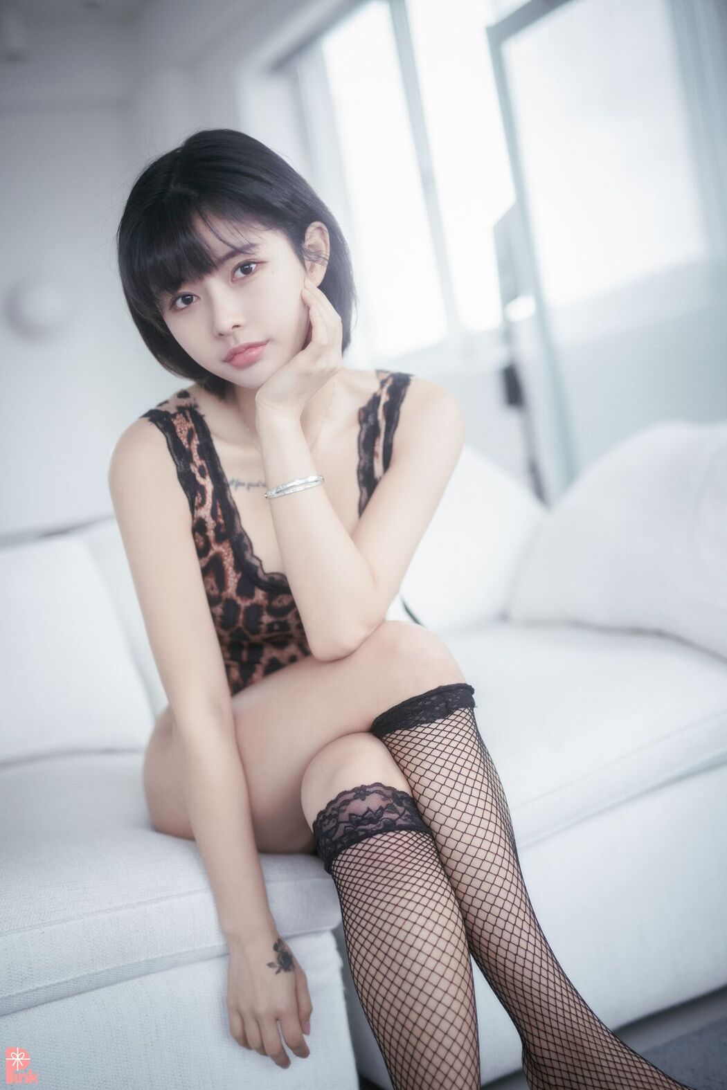 PINK U.Hwa 은유화 – Floral C