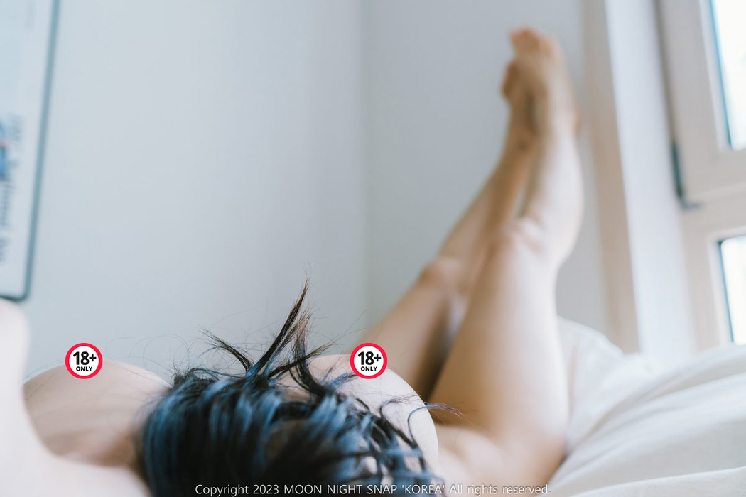 Moon Night Snap – Mona 모나 – Vol.02 Covert Temptations