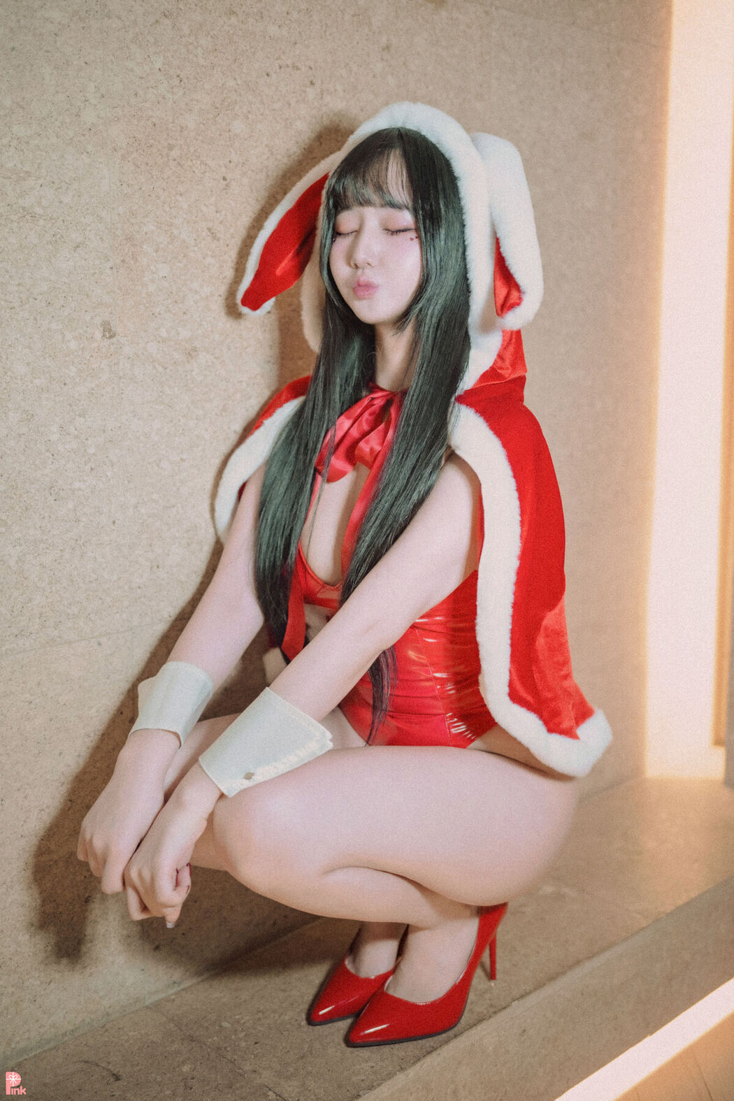 PINK Han Jina 한지나 – Bunny Girl
