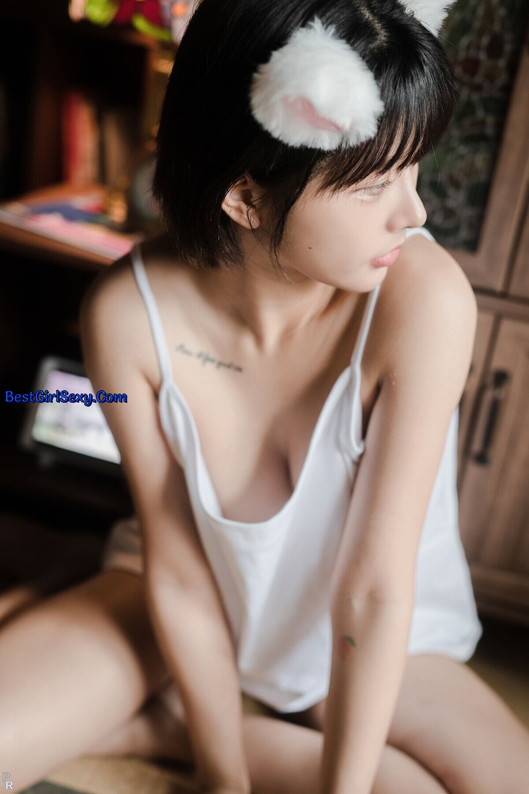 PINK U.Hwa 은유화 – My Cat B
