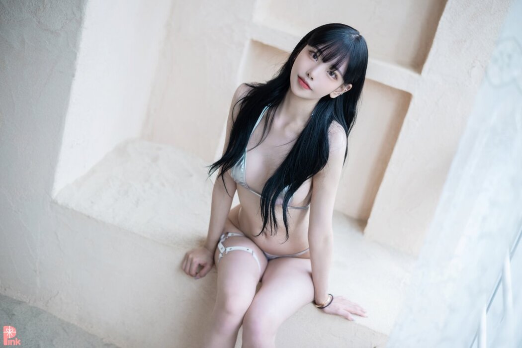 PINK Kiryong 기룡님 Vol.01 – Slender Silver