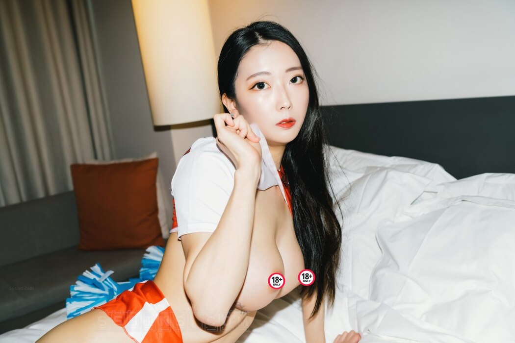 Moon Night Snap Mona 모나 – Peek at Mona – Nude Digital