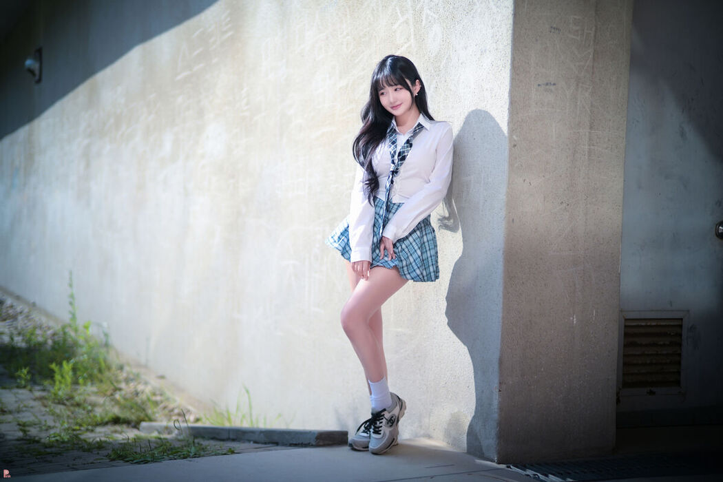 PINK Han Jina 한지나 &#8211; Sunshine Part1