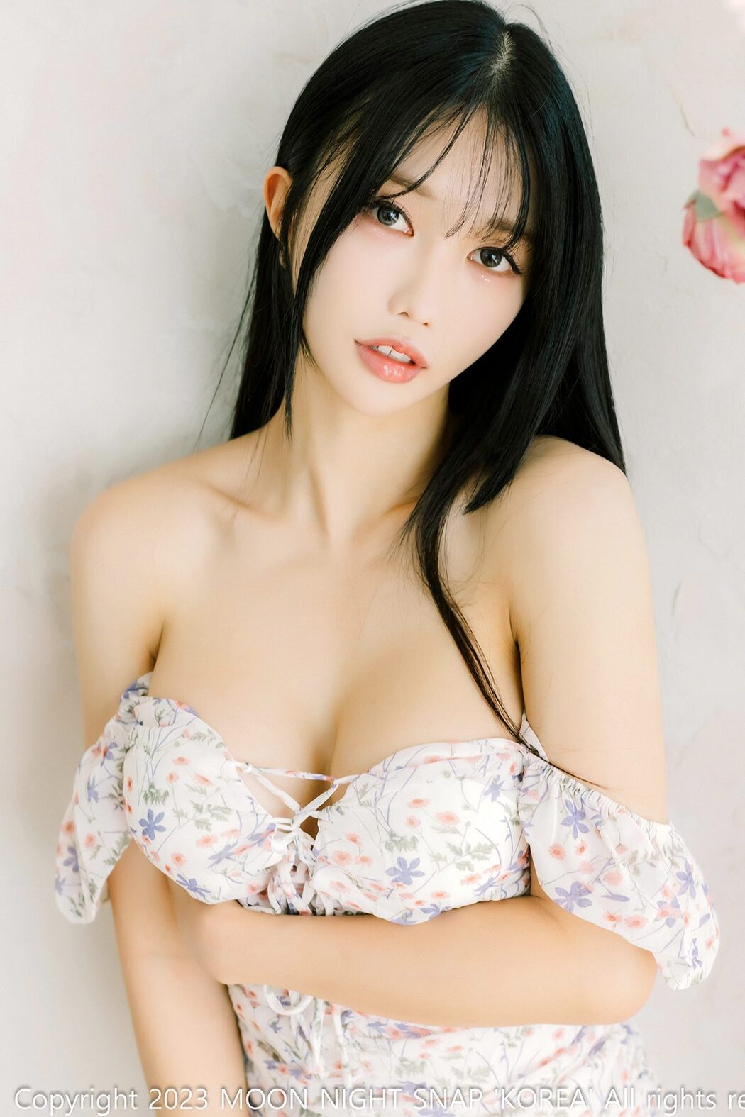 Moon Night Snap Yunjin – Cant Have You Cover Photo