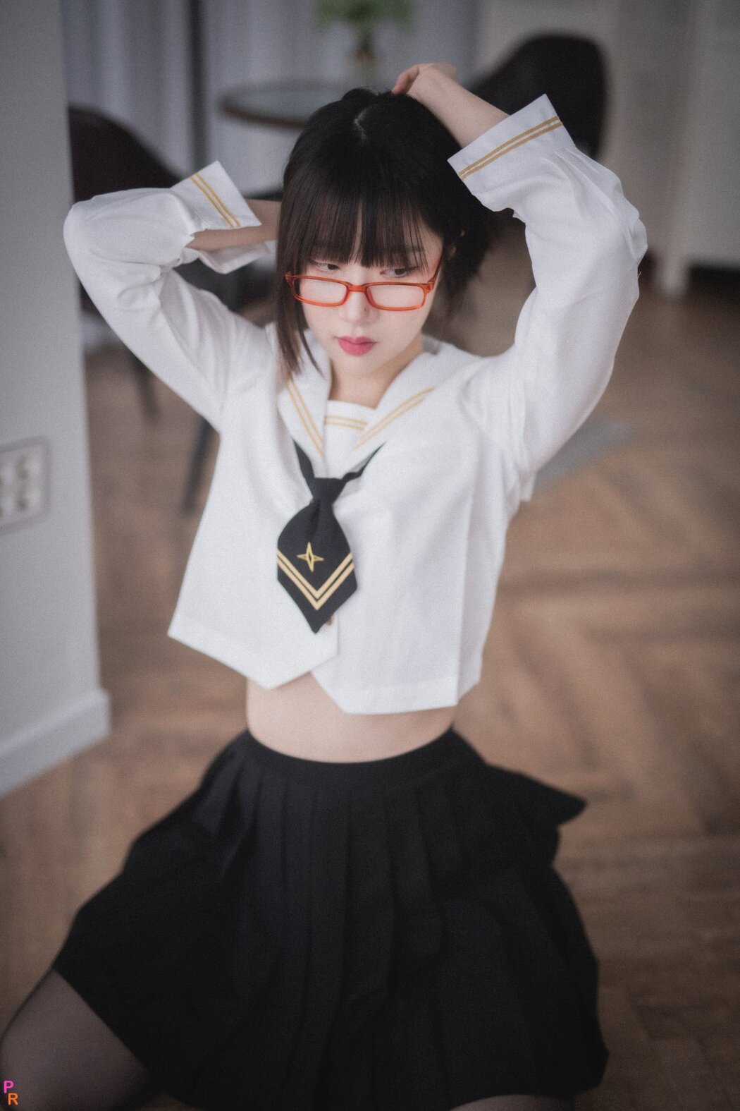 PINK Sin Na Rin – Come Here Slaves