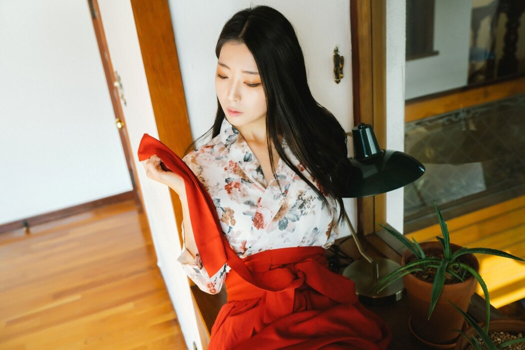 Moon Night Snap Mona 모나 – Happy New Year