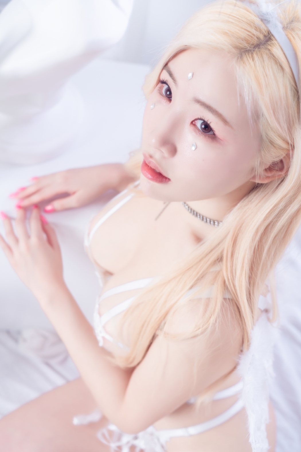 Yebin 전예빈 – Cupid Angel