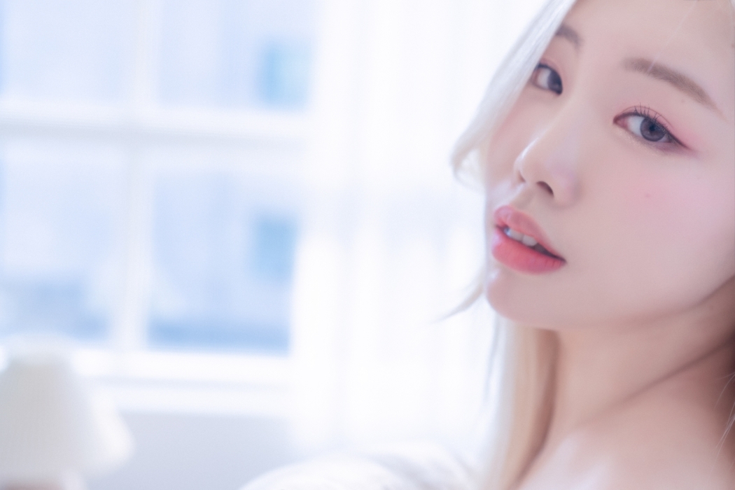 Yebin 전예빈 – Homebody