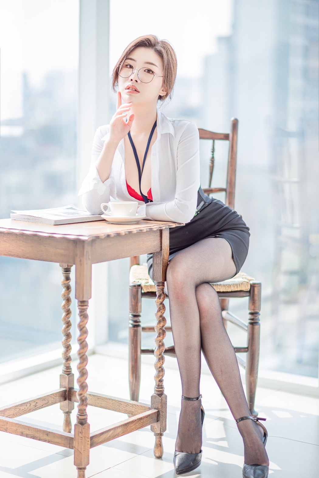 Yebin 전예빈 – Office Look