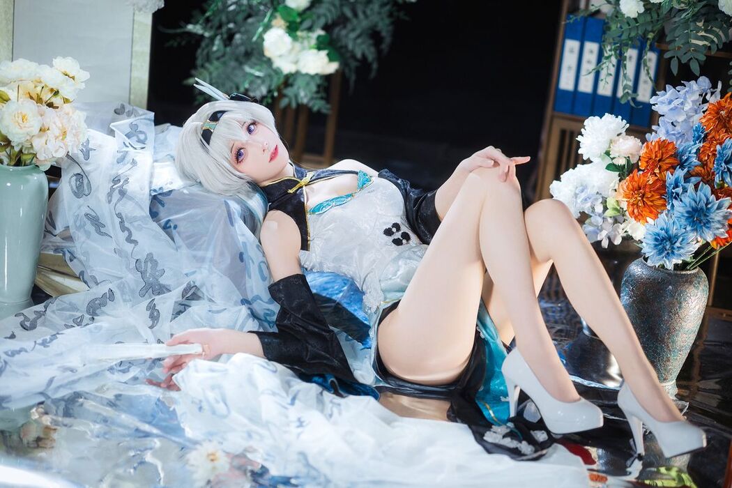 Coser@Tomoyo酱 – 星穹铁道 流萤旗袍 (25P)