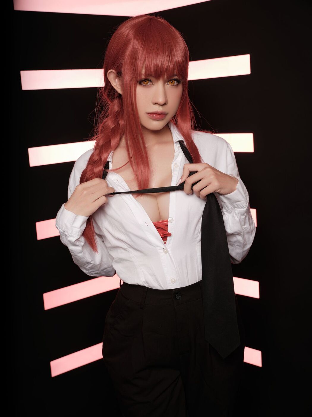 Coser@PingPing – Makima Hell Rider Chainsaw Man (32P)