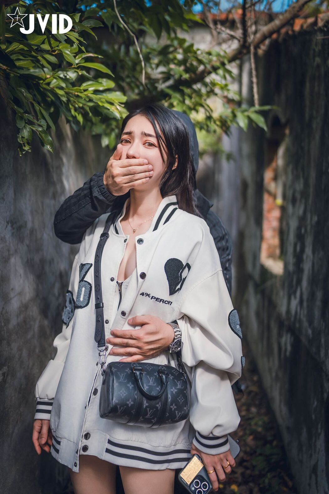 JVID Piao Piao Ge 飄飄哥 – 飄飄跟蹤綁架迷姦情色妄想 強灌春藥 粉粉 透透 藥效太強 讓美少女飄飄完全順從 Part03 (69P)
