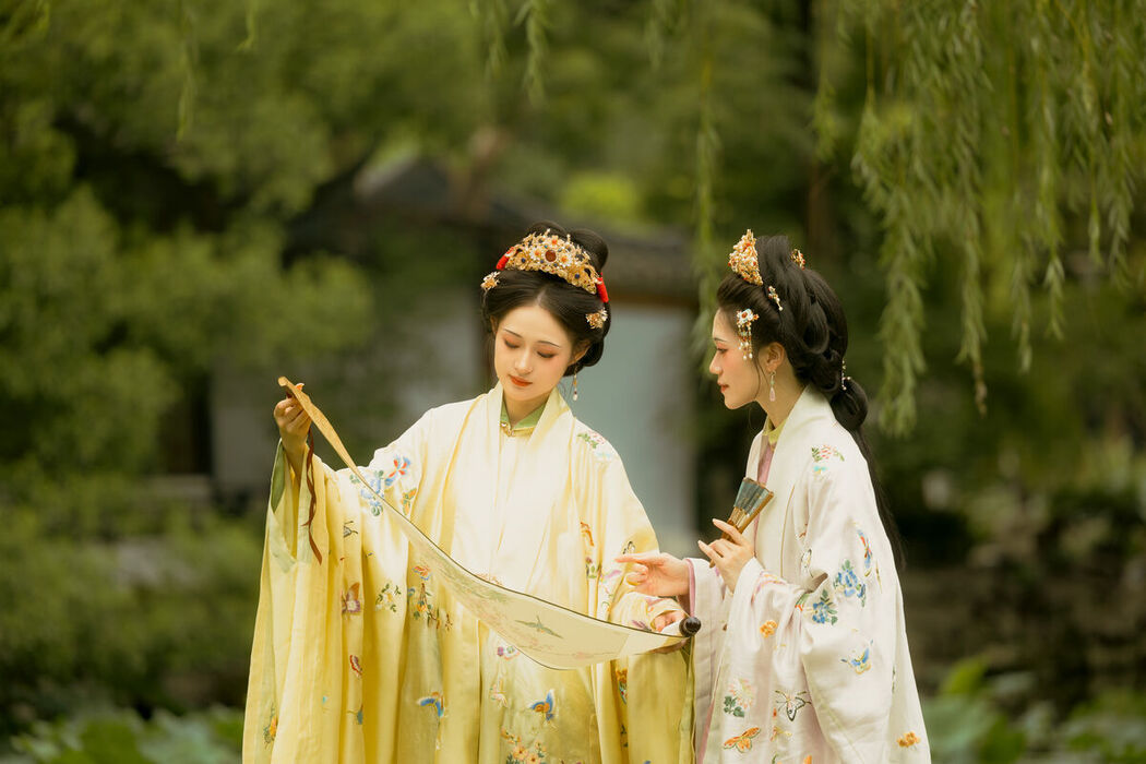YiTuYu艺图语 Vol.8182 语卿 (22P)