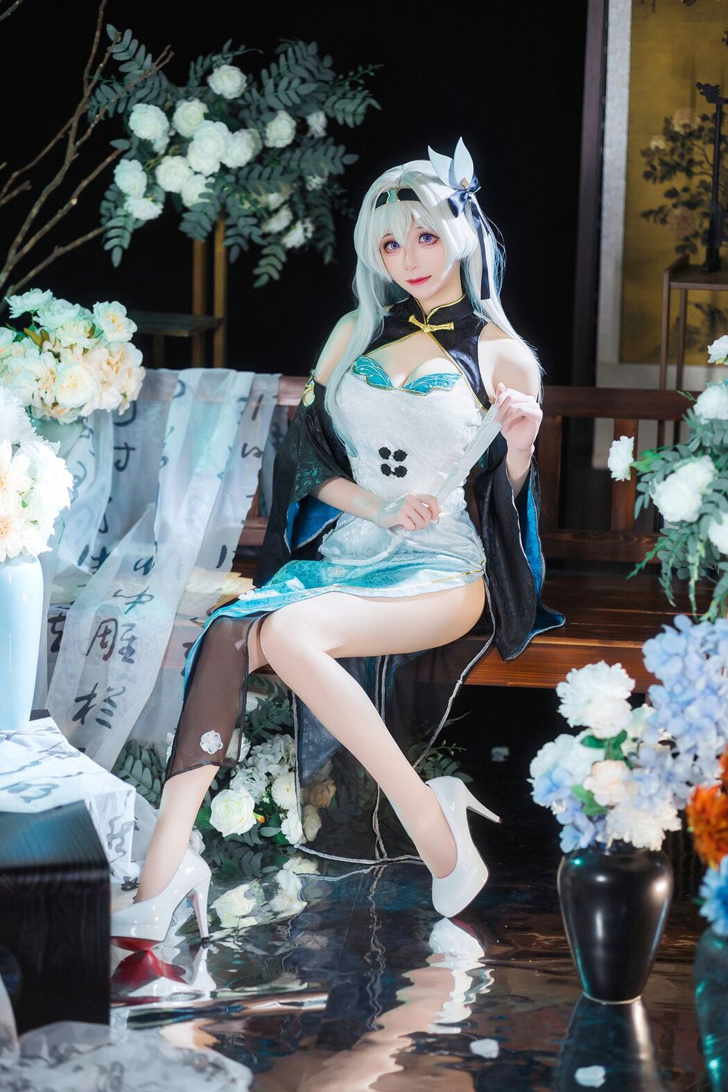 Coser@Tomoyo酱 – 星穹铁道 流萤旗袍 (25P)