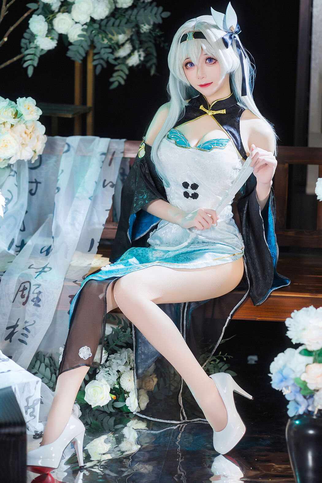 Coser@Tomoyo酱 – 星穹铁道 流萤旗袍 (25P) Cover Photo