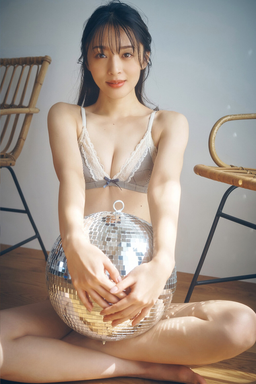 Misaki Jimbu 神部美咲, FLASHデジタル写真集 『ここだけの話 vol.1』 Set.03