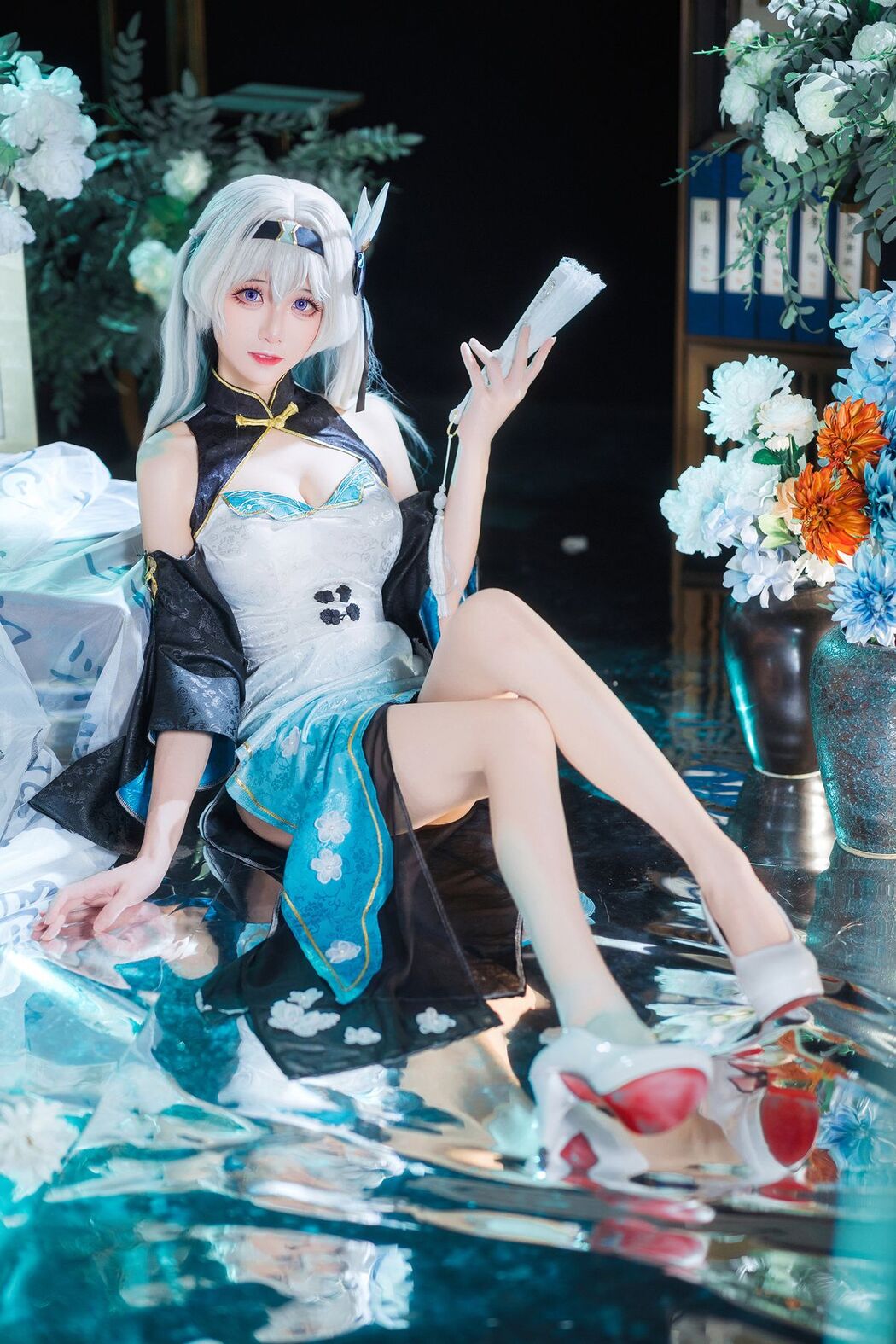 Coser@Tomoyo酱 – 星穹铁道 流萤旗袍 (25P)