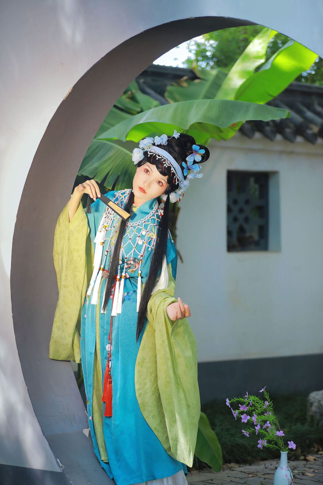 YiTuYu艺图语 Vol.8183 焚香小也 (27P)