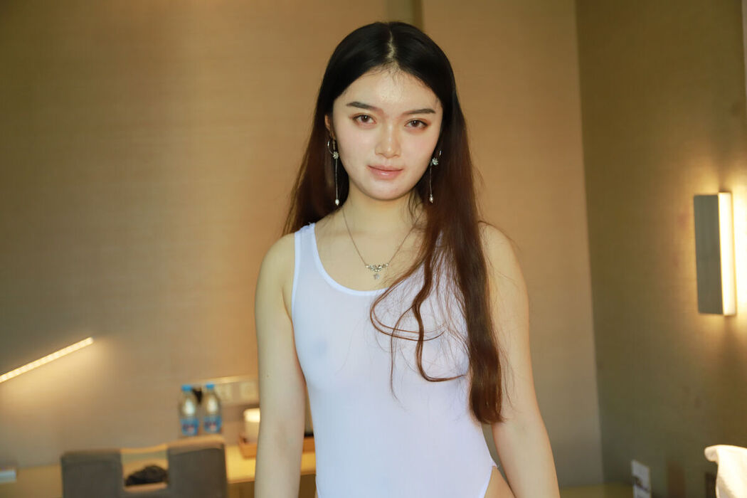 Private Photoshoot Xiao Yu 小魚 &#8211; 國模 2018.11.03 大尺度 私拍 4K Part05 (67P)
