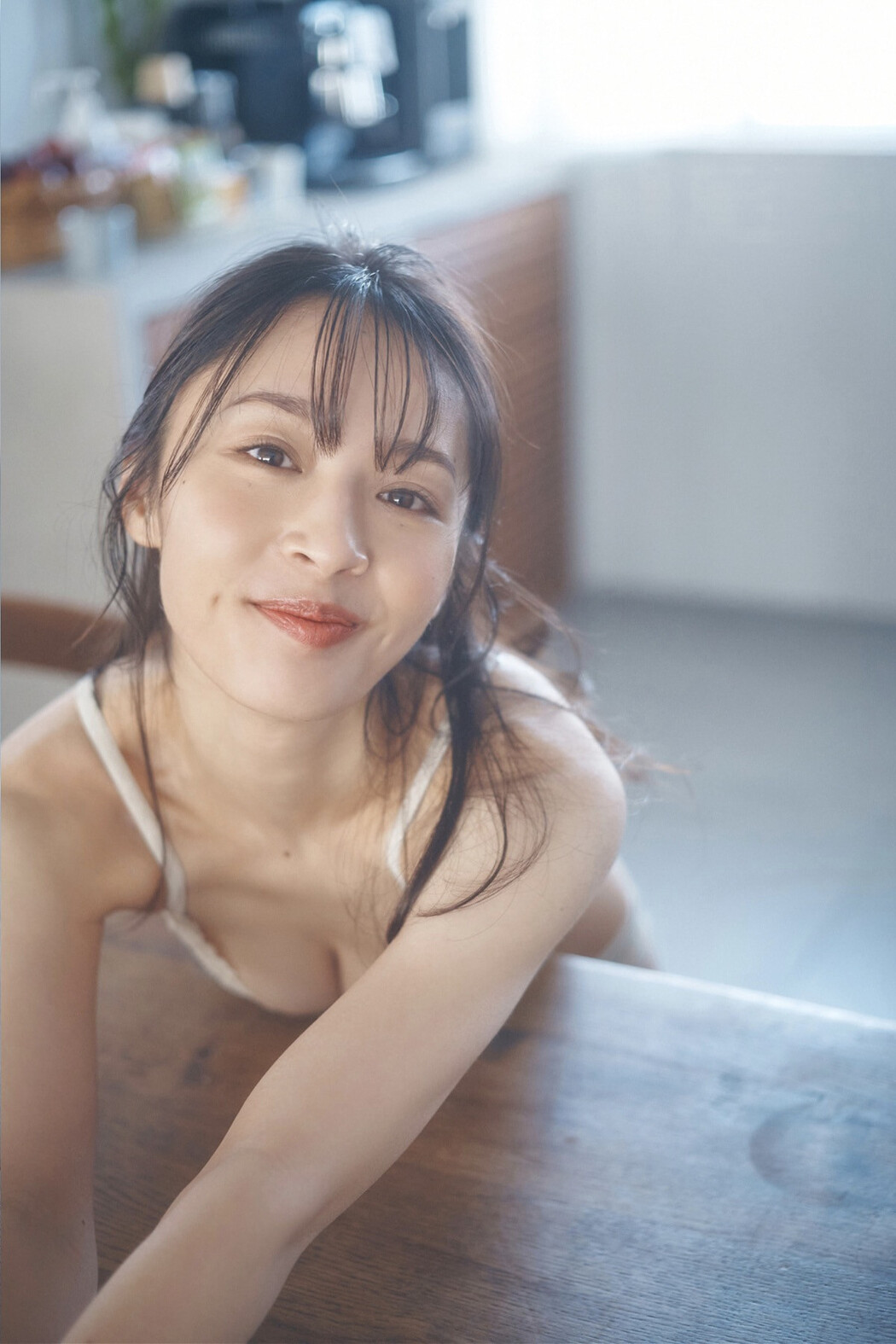 Misaki Jimbu 神部美咲, FLASHデジタル写真集 『ここだけの話 vol.1』 Set.03
